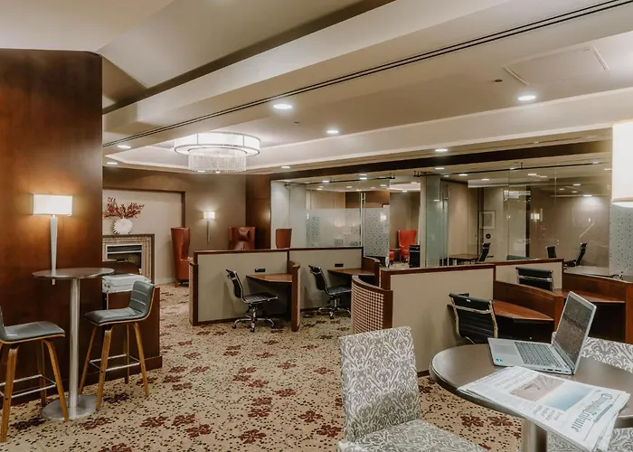 Central Loop Hotel